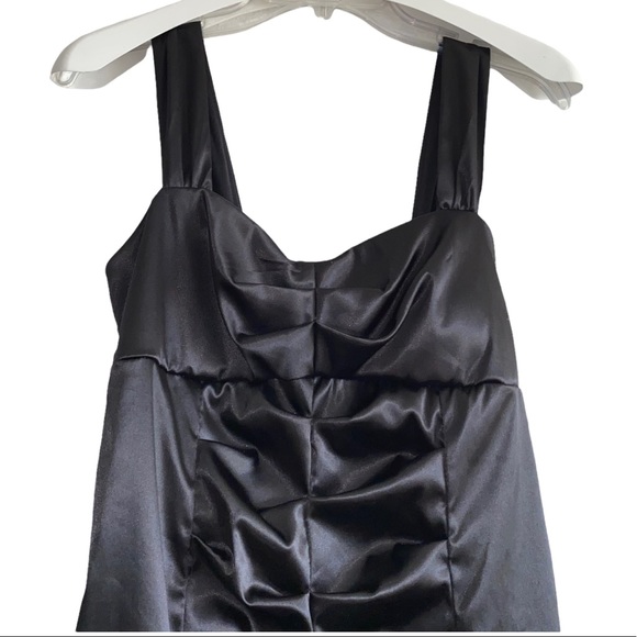 ⭐️ NEW Beautiful  little black dress, new without tags, sz 7/8 - Picture 4 of 15